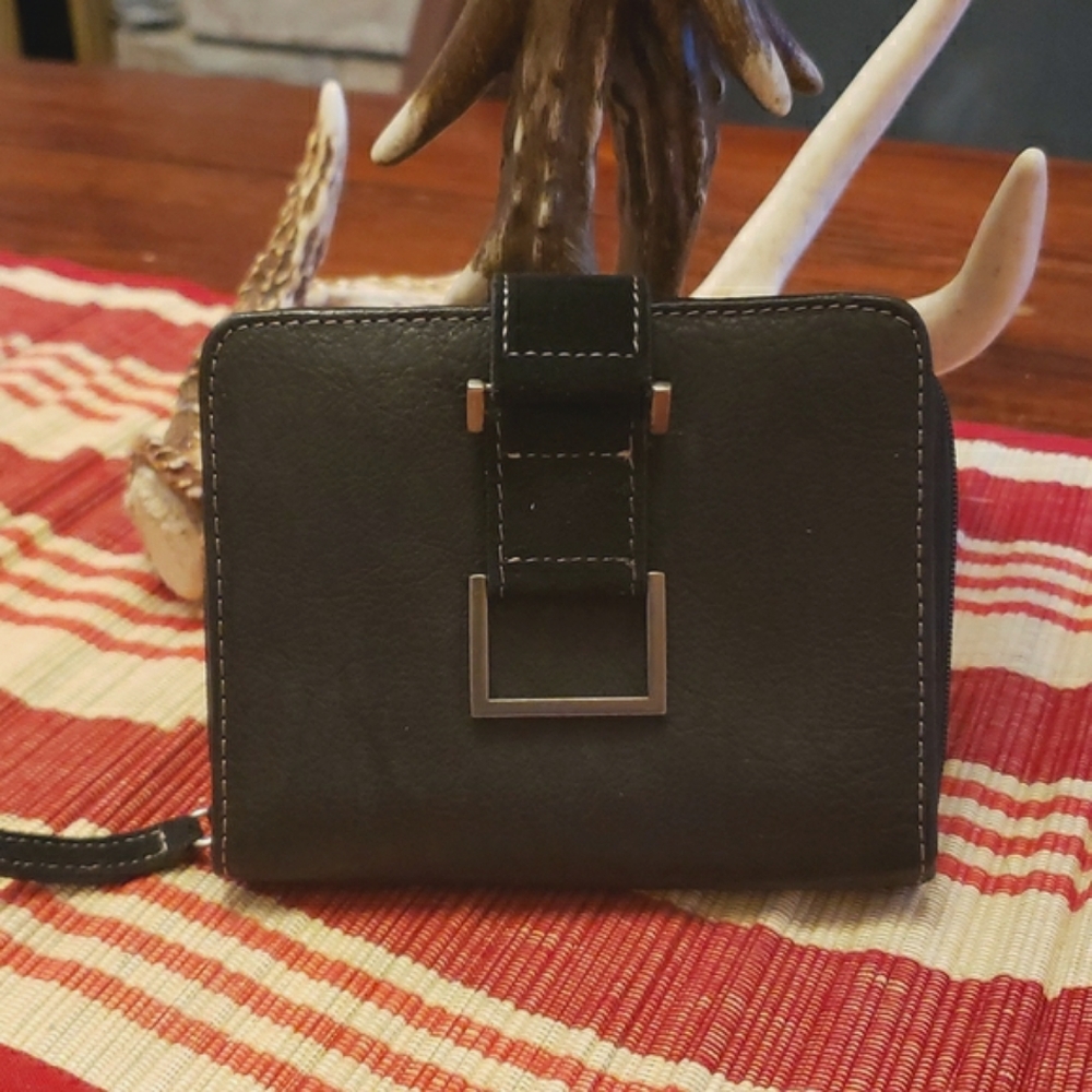 Small black leather foldable wallet